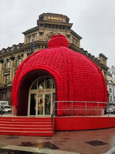 Адреса главных новогодних локаций Москвы. Маршрут 1 – «Красный шар-Пряничный домик» Адреса главных новогодних локаций Москвы. Маршрут 1 – «Красный шар-Пряничный домик»