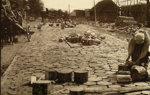 Когда дороги строили из дерева Когда дороги строили из дерева